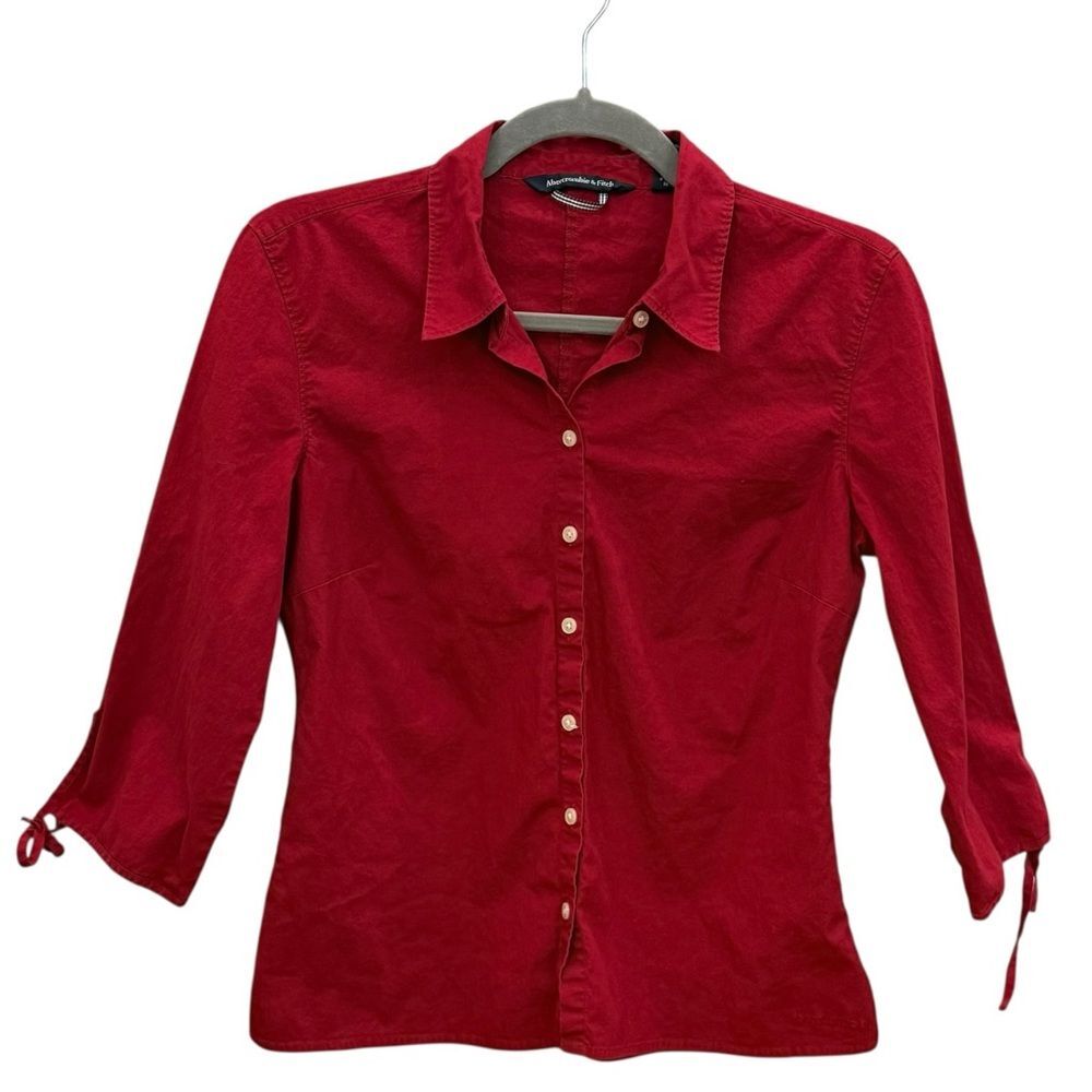 Abercrombie & Fitch Red Button Down Y2K Blouse Tie Cuff 3/4 Sleeve Shirt. Medium